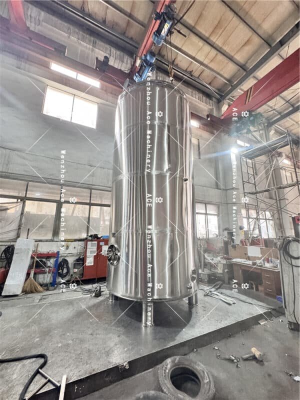 16800 升不锈钢搅拌罐 - 图片 3