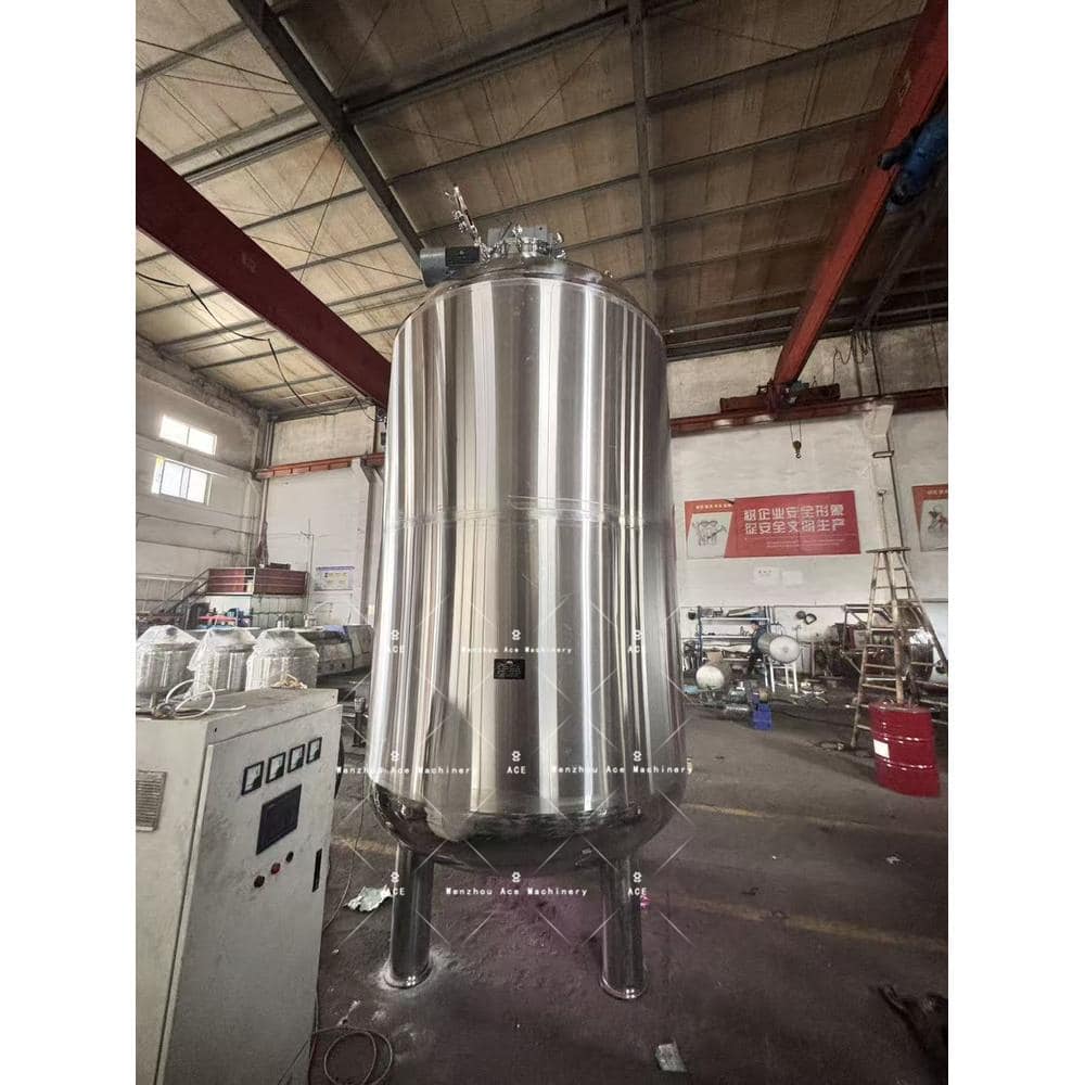 Tanque de mistura de 10000 litros com agitador Tanque de mistura de 10000 litros com agitador